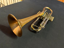 CarolBrass CTR-5284L-GLT(D) Euro-Bell Trumpet – Sterling Silver Leadpipe, Large Bore – LIKE NEW