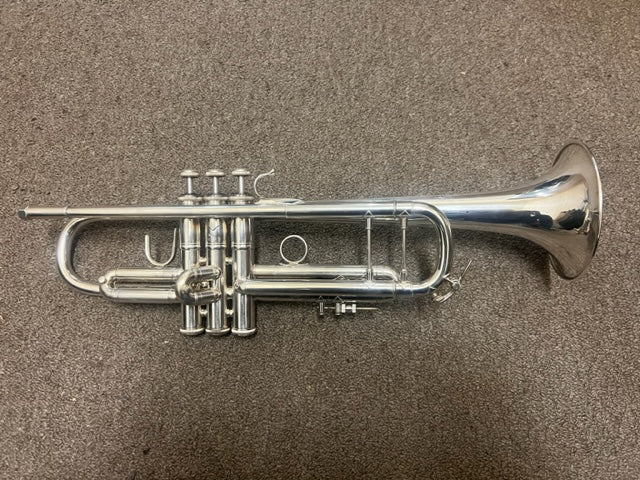 Bach Corporation Lightweight 37 Bb Trumpet