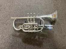 Brand New Getzen 3850S Custom Cornet. Shipping damage