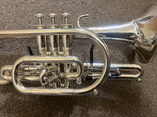 Brand New Getzen 3850S Custom Cornet. Shipping damage