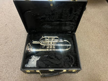 Brand New Getzen 3850S Custom Cornet. Shipping damage